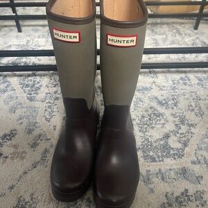 Hunter Two-Tone Rain Boots - Dark Brown and Olive